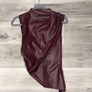 Chic Burgundy Sleeveless Blouse